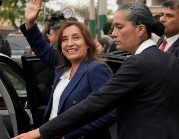 Fiscal&iacute;a de Per&uacute; interroga a Boluarte por su pol&eacute;mica cirug&iacute;a de nariz