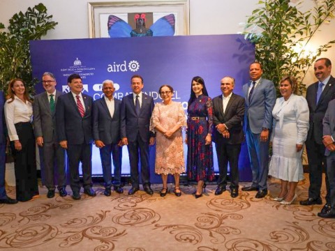 Industria y Comercio y AIRD celebran foro sobre combate al comercio il&iacute;cito