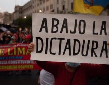 Miles de personas piden la renuncia de Dina Boluarte en una multitudinaria protesta en Lima, Per&uacute;
