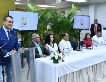 Con eucarist&iacute;a y ofrenda floral, la JCE conmemora hoy su 100 aniversario