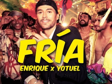 ENRIQUE IGLESIAS regresa con nuevo sencillo, nuevas fechas de su tour y el inminente lanzamiento de su &aacute;lbum FINAL