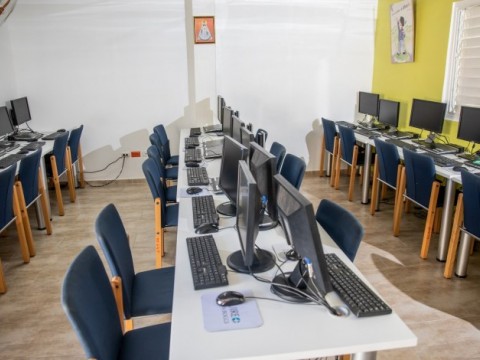 Fundaci&oacute;n Altice y Squire Patton Boggs donan aula digital a la Fundaci&oacute;n La Merced