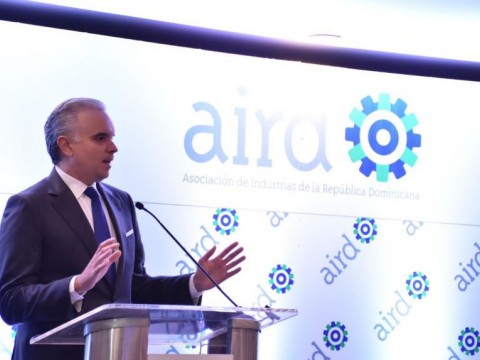 El Ministro de Trabajo, Luis Miguel De Camps aboga por el di&aacute;logo ante los conflictos laborales