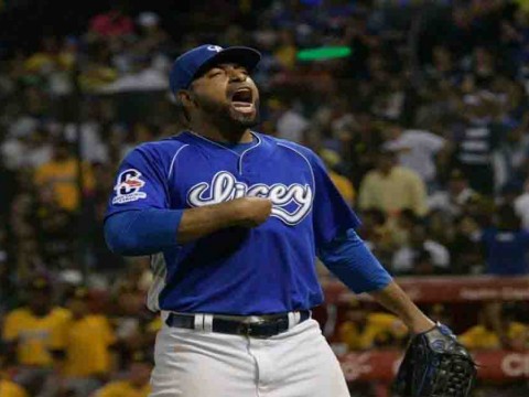 Seleccionan a C&eacute;sar Valdez lanzador m&aacute;s valioso del a&ntilde;o