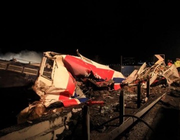 Al menos 50 heridos tras choque de trenes en Grecia