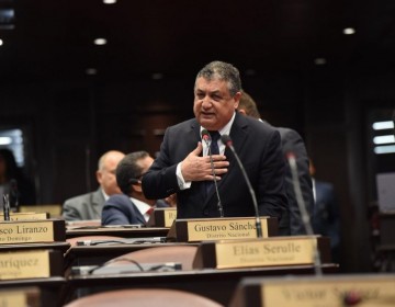 Someten proyecto de ley que elimina exoneraciones a congresistas