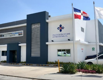 Exportaciones hacia Hait&iacute; fluyen, pero por la v&iacute;a mar&iacute;tima por el reto de las bandas