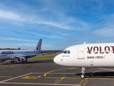Un hombre muere succionado por el motor de un avi&oacute;n en el aeropuerto de B&eacute;rgamo