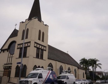 Cuarto autob&uacute;s lleno de migrantes de Texas llega a Los &Aacute;ngeles