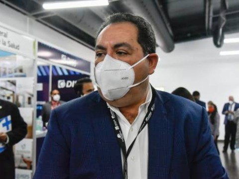 Director del SNS afirma es dif&iacute;cil lograr la inmunidad de reba&ntilde;o