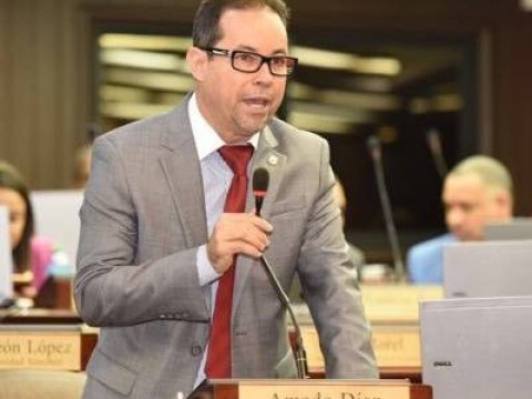 Diputado opositor Amado Diaz le pide al presidente Medina que en su discurso llame a la tranquilidad por situaci&oacute;n electoral