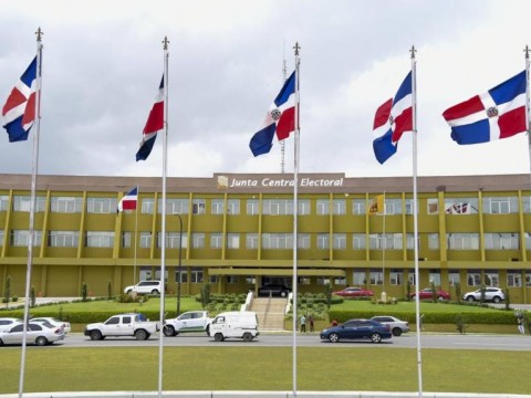 PRM junto a 13 partidos pide a la JCE ratificar resoluci&oacute;n de las reservas