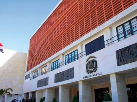 Abinader entiende que "hay que endurecer penas" en el C&oacute;digo Penal
