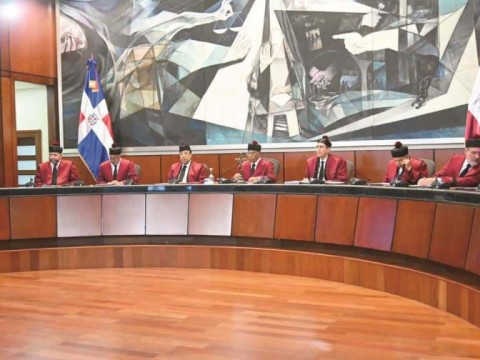 Cinco jueces del Tribunal Constitucional dejan sus funciones en diciembre