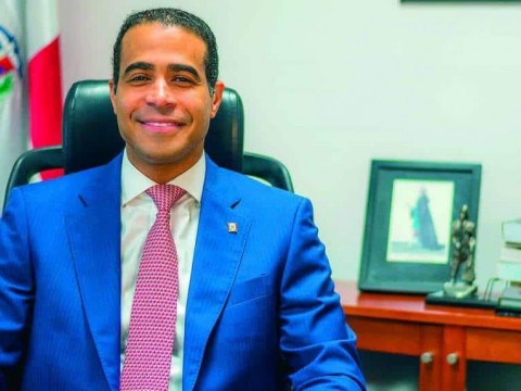 Ley de Fideicomisos P&uacute;blicos es org&aacute;nica dice secretario jur&iacute;dico del PLD
