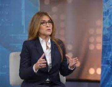 Alcaldesa de la Capital saluda cierre del mercado de Las Pulgas