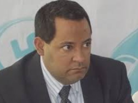 Tribunal ordena mantener prisi&oacute;n preventiva a expresidente de Fenabanca, William Rosario