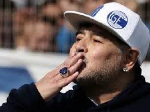 &iexcl;Ahora! Muere futbolista argentino Diego Armando Maradona