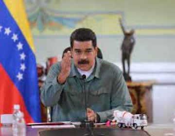 Nicolás Maduro dice estar "listo" para reunirse "con toda la oposición" para dialogar