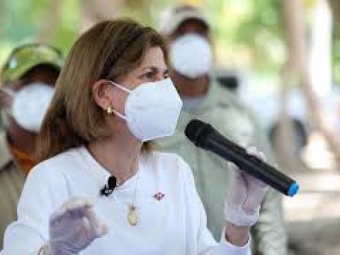 Vicepresidenta dice: "Gobierno anunciar&aacute; este mi&eacute;rcoles nuevas medidas para detener el COVID-19"