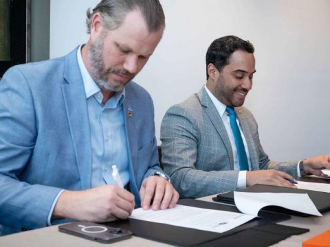 La C&aacute;mara de Comercio Dom&iacute;nico-Alemana firma acuerdo con Bandex en Berl&iacute;n
