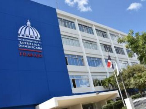 Ministerio de Trabajo invita a feria de empleo para Mao