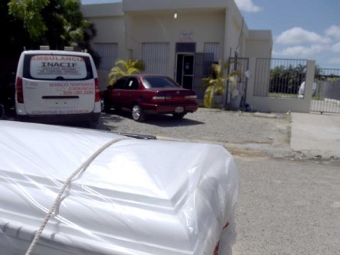Ni&ntilde;o de 11 a&ntilde;os muere ahorcado mientras "jugaba" con una correa en Santiago