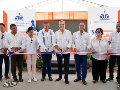 Presidente Abinader reinicia programa de inauguraciones en todo el pa&iacute;s
