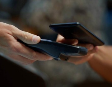 Sector bancario dominicano valora implementaci&oacute;n de Google Pay y Apple Pay en el pa&iacute;s