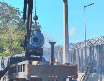 Inician instalaci&oacute;n de nuevas electrobombas en el canal La Vig&iacute;a en Dajab&oacute;n