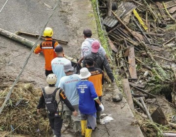 Aumentan a 52 las v&iacute;ctimas mortales por las riadas con lava en Indonesia