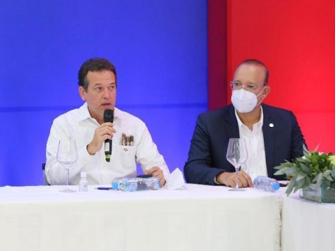 Abinader conforma comisi&oacute;n encargada de relanzar la industria tabacalera 