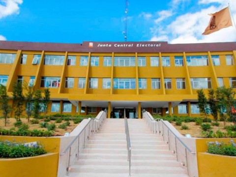 Direcci&oacute;n de Inform&aacute;tica deber&aacute; garantizar el uso del software de la JCE