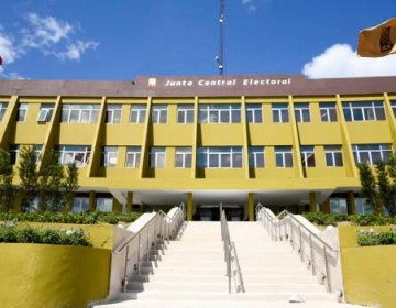PRM y PLD se acusan mutuamente de violar leyes electorales con campa&ntilde;a a destiempo