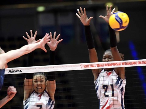 Las Reinas del Caribe enfrentan a Serbia en Polonia