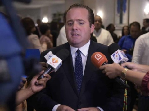 Proponen que Rep&uacute;blica Dominicana construya "puertos secos" con Hait&iacute;