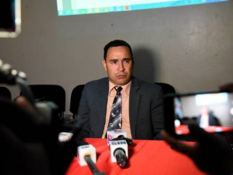 Conflicto por nombramientos de directores regionales aumenta su intensidad en Santiago 