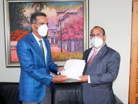 El nuevo pleito del Oficialismo y la Oposicion por las "Visitas Sorpresas" de Danilo Medina 