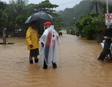 Guatemala declara estado de calamidad ante los efectos de la tormenta Julia
