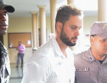 Aplazan coerci&oacute;n a cubano acusado de agredir agente de la Digesett