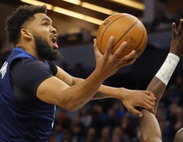 Towns se pierde partido contra Pacers por molestia en rodilla izquierda