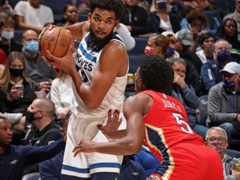 El dominicano Karl Towns brilla con 60 puntos, incluyendo 32 solo en un cuarto