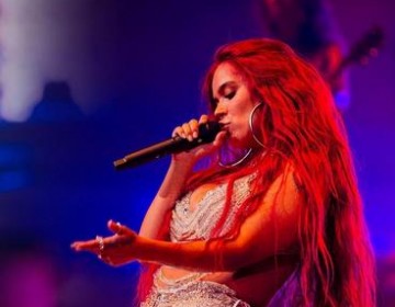 Karol G estrena &ldquo;La vida es una&rdquo;, banda sonora de la pel&iacute;cula &ldquo;El gato con botas: el &uacute;ltimo deseo&rdquo;