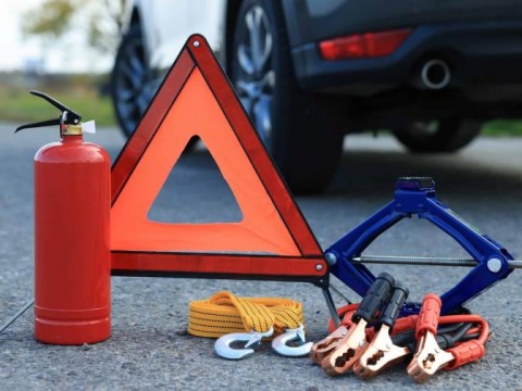 Semana Santa: &iquest;sabes qu&eacute; debe tener tu kit de emergencia vehicular?