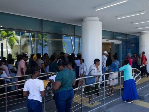 El antiguo hospital Morgan recupera poco a poco su ritmo de trabajo