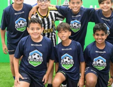 La Copa Rica de f&uacute;tbol colegial reunir&aacute; a 24 colegios en el Barca Academy