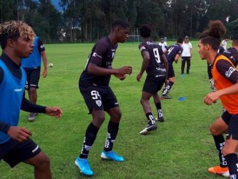 La &lsquo;Mas&iacute;a ecuatoriana&rsquo; salta a por la Sudamericana