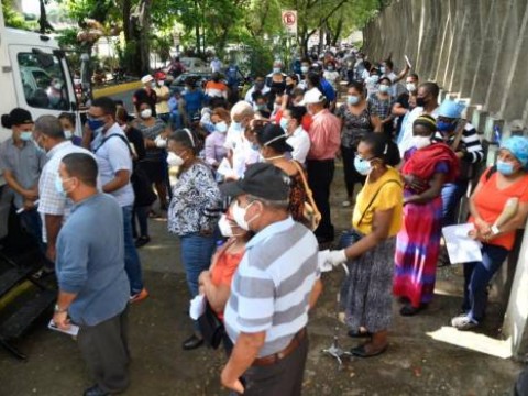 RD registra 30 nuevas defunciones y 1,178 contagios 