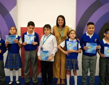 Futuros Autores del Mundo lanza poemario en braille en la FIL Guadalajara 2023