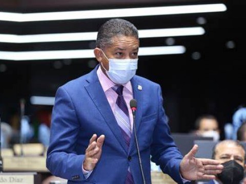 Diputado Eugenio Cede&ntilde;o dice donde quiera hay corrupci&oacute;n, incluido el Congreso y la Iglesia